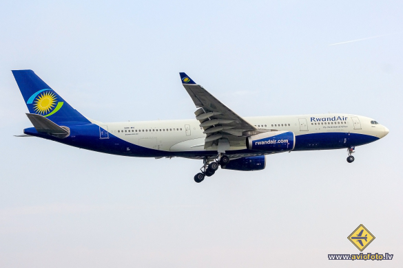 Airbus A330-243