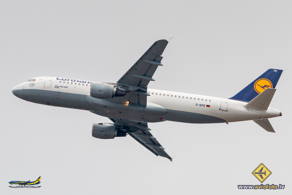 Airbus A320-211