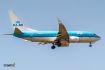 Boeing 737-7K2
