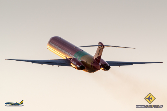 McDonnell Douglas MD-83 (DC-9-83)