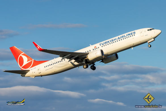 Boeing 737-9F2/ER