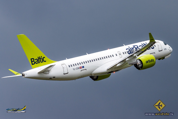Airbus A220-300