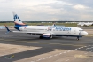 Boeing 737-8HC