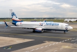 Boeing 737-8HC