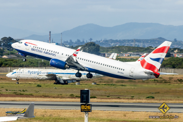 Boeing 737-8F2