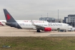 Boeing 737-8Q8