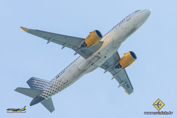 Airbus A320-271N