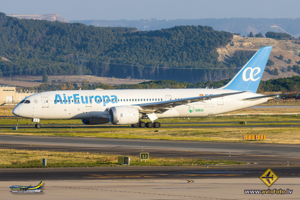 Boeing 787-8 Dreamliner