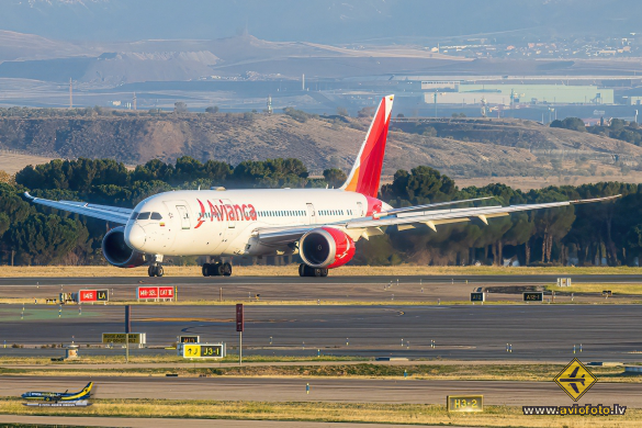 Boeing 787-8 Dreamliner