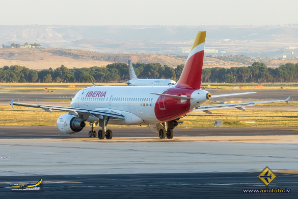 Airbus A319-111