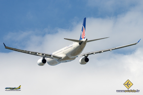 Airbus A330-343