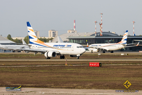 Boeing 737-7Q8