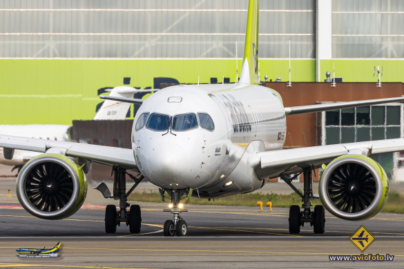 Bombardier CSeries CS300 (BD-500-1A11)