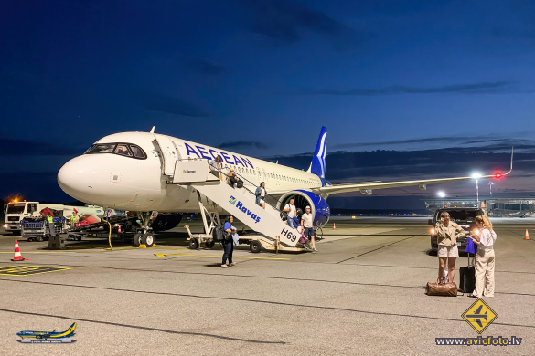 Airbus A320-271N