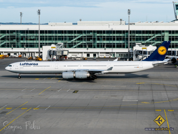 Airbus A340-642
