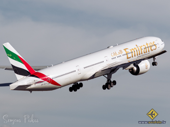 Boeing 777-31H/ER