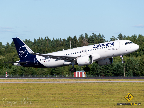 Airbus A320-271N