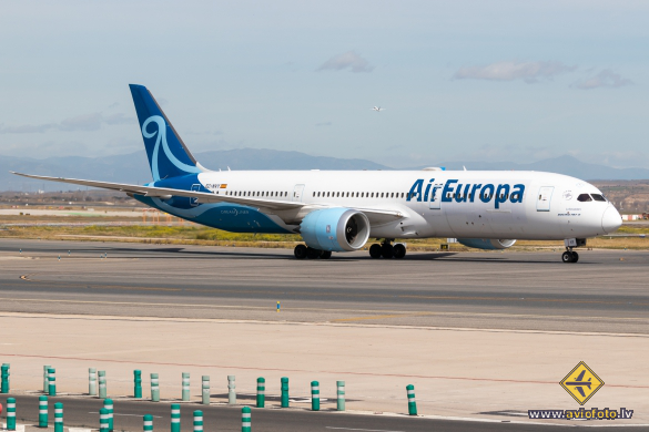 Boeing 787-9 Dreamliner