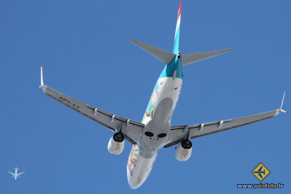 Boeing 737-8C9