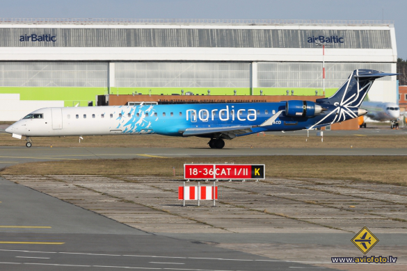 Bombardier CRJ-900 NG (CL-600-2D24)
