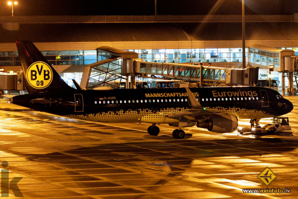 Airbus A320-214