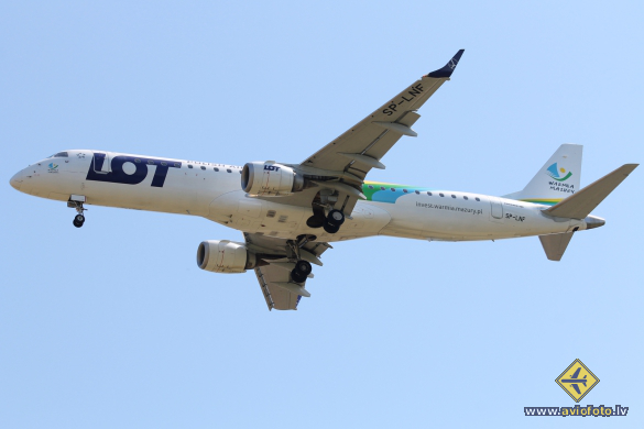 Embraer 195LR (ERJ-190-200LR)