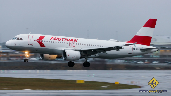 Airbus A320-214