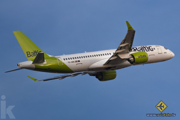 Airbus A220-300