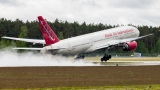 Boeing 777-2U8/ER