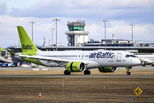 Bombardier CSeries CS300 (BD-500-1A11)