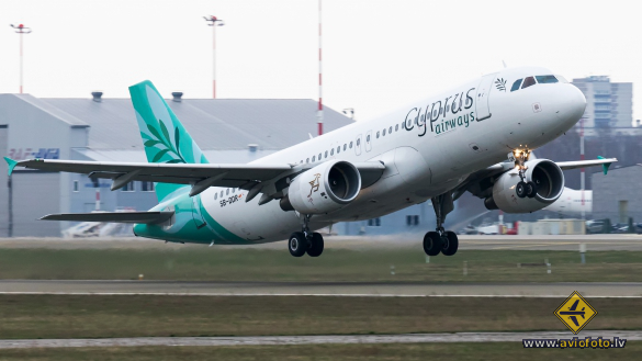 Airbus A320-214