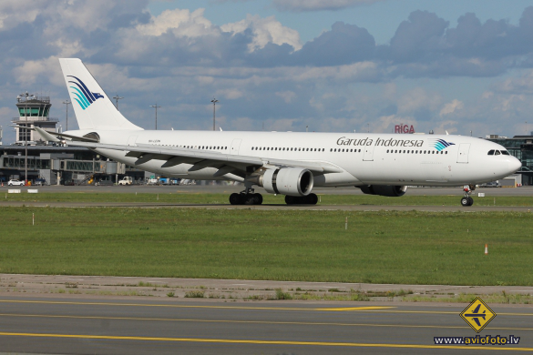 Airbus A330-302