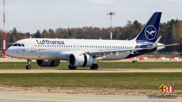 Airbus A320-271N