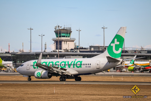Boeing 737-7K2