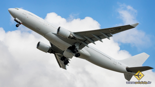 Airbus A330-202
