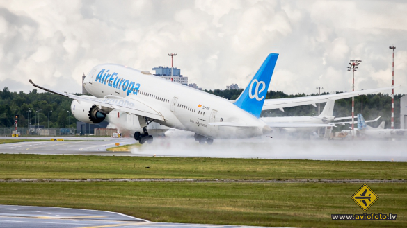 Boeing 787-8 Dreamliner