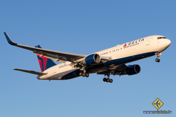 Boeing 767-332/ER