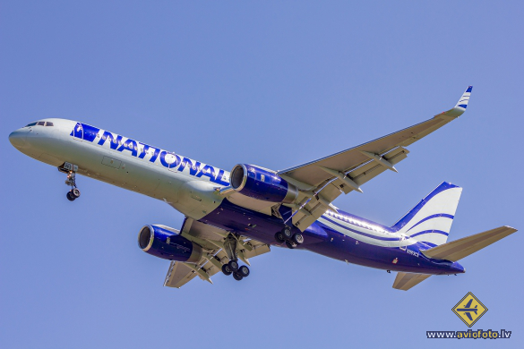 Boeing 757-223