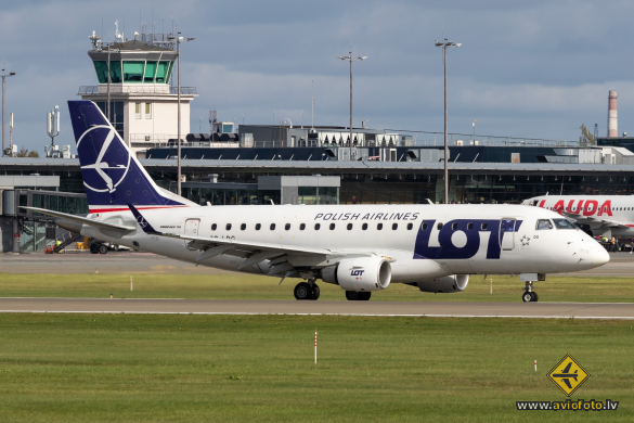 Embraer 170STD (ERJ-170-100STD)