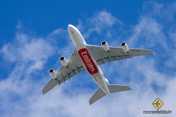 Airbus A380-842