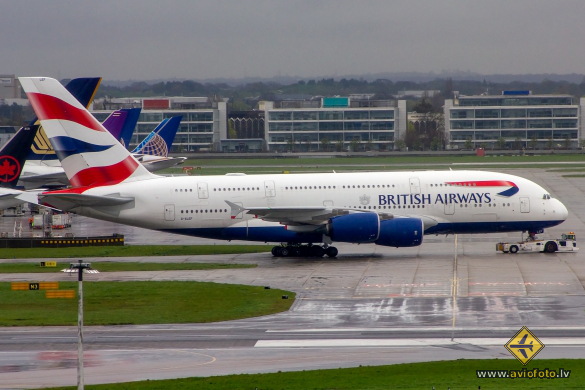 Airbus A380-841