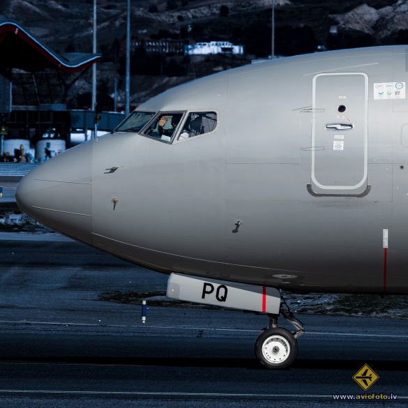 Boeing 737-85P