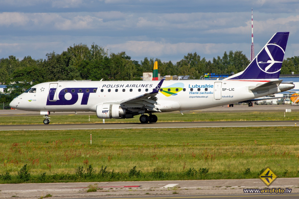 Embraer 175LR (ERJ-170-200LR)