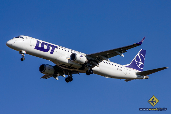 Embraer 195AR (ERJ-190-200IGW)