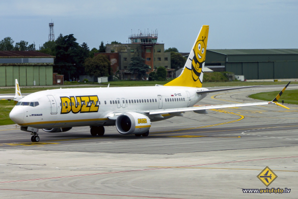 Boeing 737-8 MAX 200