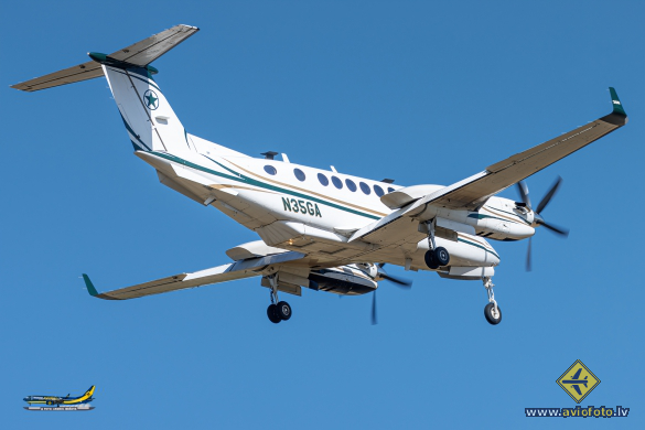 Raytheon 350 King Air (B300)