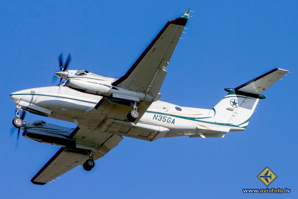 Raytheon 350 King Air (B300)
