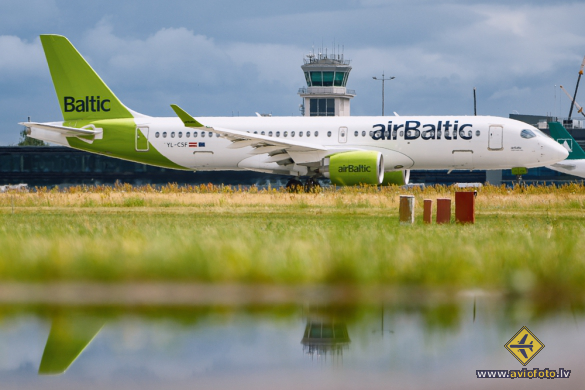 Bombardier CSeries CS300 (BD-500-1A11)
