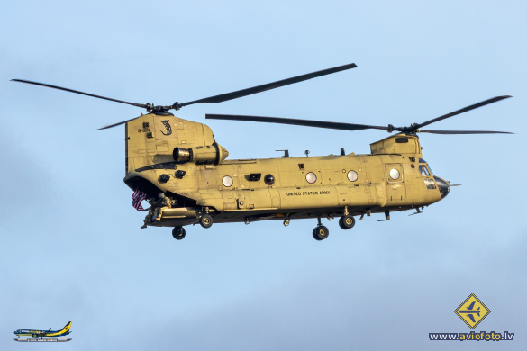 Boeing CH-47F Chinook