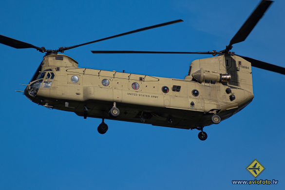 Boeing CH-47F Chinook
